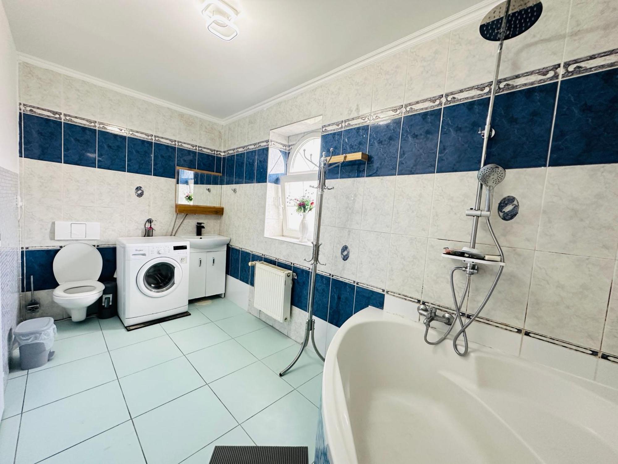 Апартаменты Kael Aparment 04 Теплице Экстерьер фото